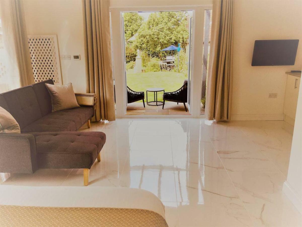 Garden Room Kirton in Lindsey Ngoại thất bức ảnh